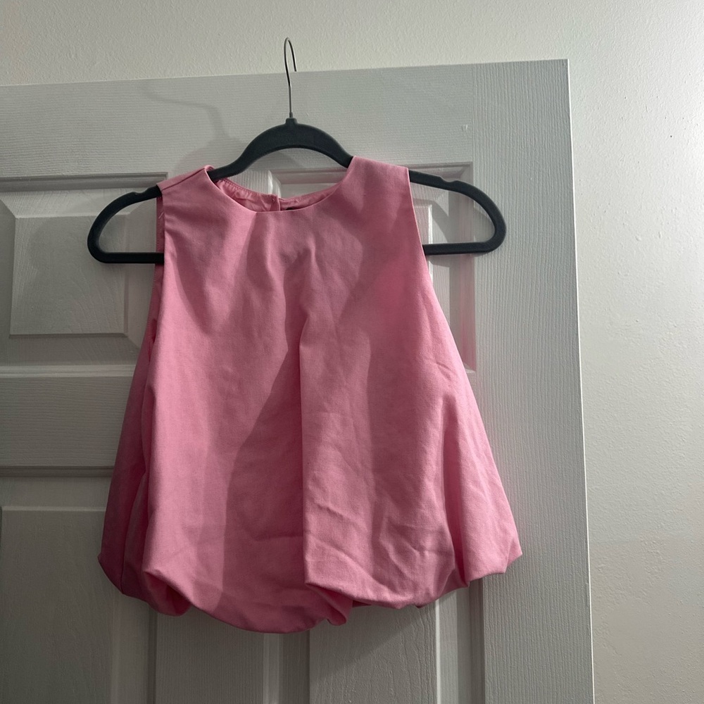 Pink Sleeveless bubble Top